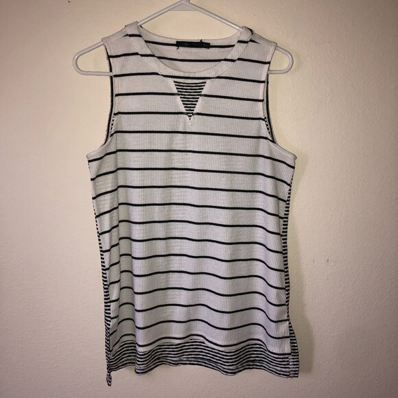 Doe & Rae Tops - 🌞 4/$20 Deal! Doe & Rae Tank Top White and Black Stripe Size Medium Shirt